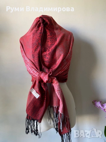 Червен шал от 100 % кашмир