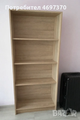 Диван, който е и разтегателен диван, рафт от IKEA и две стъклени масички - едната голяма, другата ма, снимка 2 - Дивани и мека мебел - 53772786