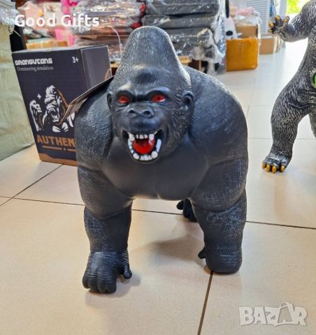Фигура на Годзила и Кинг Конг, 40см, Годзила срещу Конг, Godzilla vs. Kong, снимка 4 - Фигурки - 45871959