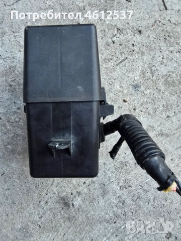 Кутия с релета предпазители голф 4 Ауди А3 Сеат Шкода Бора VW Golf 4 Audi A3 Seat Skoda 1J0941391A, снимка 2 - Части - 52009141