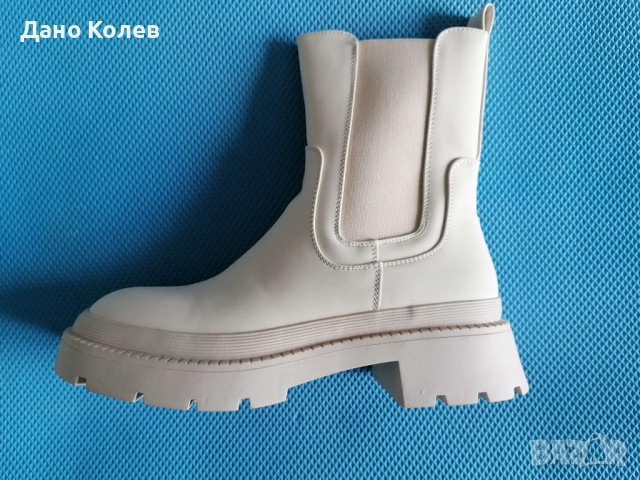 [House Brand] Дамски бели зимни боти с цип [Размер: 38 (24,5см)]