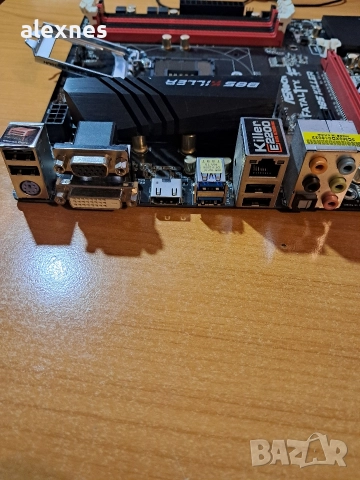 Gigabite,ASRock,Intel,Corsar socet1150, снимка 4 - Дънни платки - 52996730