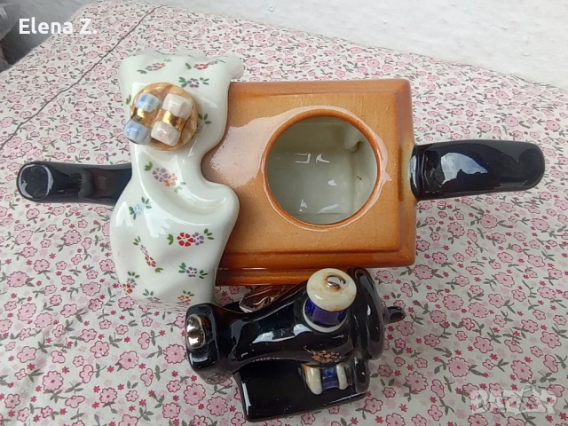 Малък чайник – шевна машина Infusion на Paul Cardew (Cardew Designs) Англия., снимка 7 - Декорация за дома - 53703589