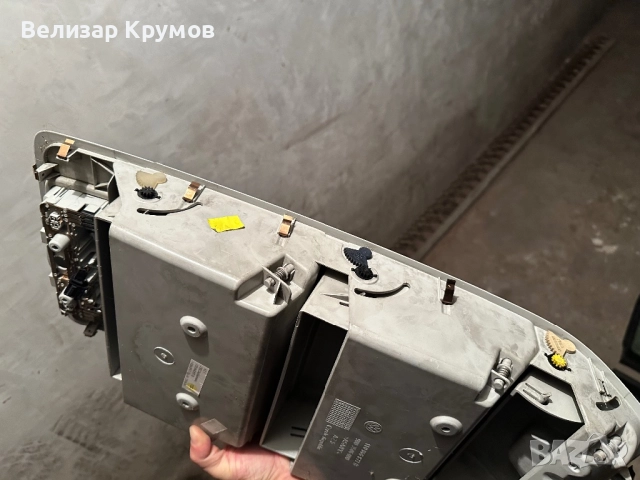 Жабка за таван с плафон за фолксваген Touran, снимка 6 - Части - 51945095