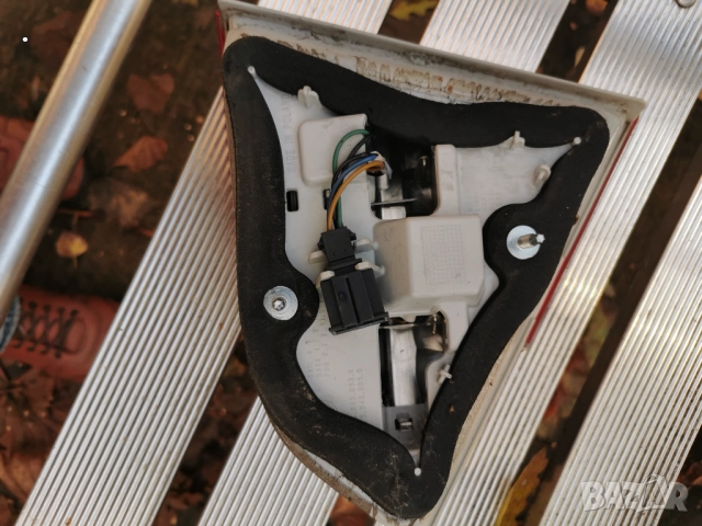 Заден ляв стоп / на капака на багажника / за Шкода Суперб /SKODA SUPERB II (3T4) 2.0 TDI / 2013 г., снимка 3 - Части - 52286897