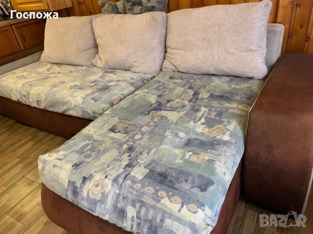Голям диван с функция сън