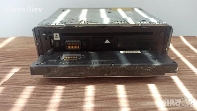 CD радио MP3 BLAUPUNKT, снимка 2 - Части - 46408331