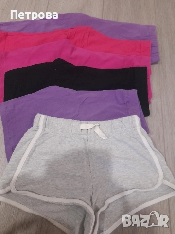 Детски дрешки и карнавални костюми за момиче с ръст до 140 см, снимка 16 - Детски Блузи и туники - 51747227