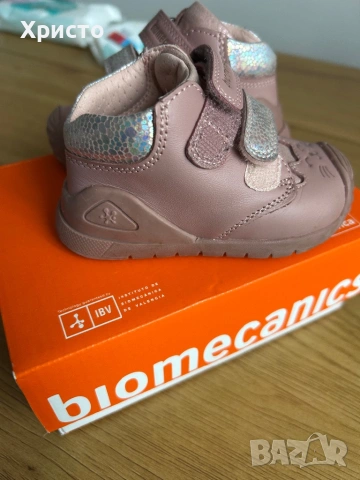 Обувки за прохождане biomecanics, снимка 3 - Бебешки обувки - 53654378