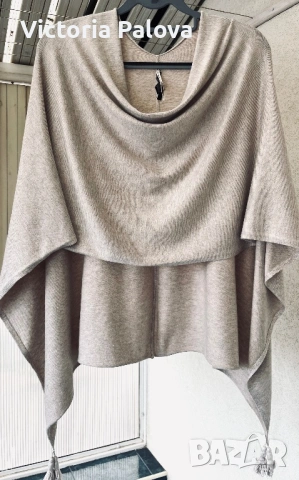 Стилен кейп COMMA, неутрален пясъчен цвят, снимка 3 - Блузи с дълъг ръкав и пуловери - 53958657