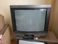 Телевизор Sony Модел KV-2182MR Trinitron-за части,не работи.с дистанционно, снимка 1