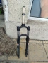 26 цола заключаваща вилка за велосипед с монтаж чело 44 rock shox , снимка 1
