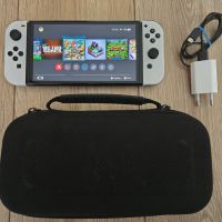 Nintendo Switch OLED игрова конзола, снимка 1 - Nintendo конзоли - 46185054