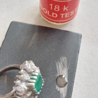 Дамски златен 18к пръстен с изумруд и брилянти, снимка 13 - Пръстени - 44978454
