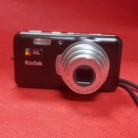 Фотоапарат Kodak Easyshare V1003, снимка 4 - Фотоапарати - 45161312