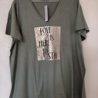 Зелена тениска Love, 3XL, снимка 1 - Тениски - 45729802