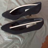Дамски велурени обувки, снимка 5 - Дамски обувки на ток - 45808387