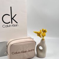 Чанта Calvin Klein, снимка 9 - Чанти - 45797653