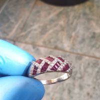 Сребърен пръстен с Рубини, снимка 1 - Пръстени - 45729449