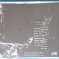 Russell Mills / Undark – 2000 - Undark One (Strange Familiar)(Abstract,Ambient,Experimental), снимка 4 - CD дискове - 45095856
