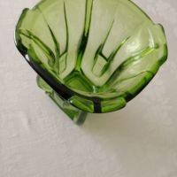  Ваза Арт Деко зелено стъкло - 1920-1930г, снимка 3 - Други ценни предмети - 45401866