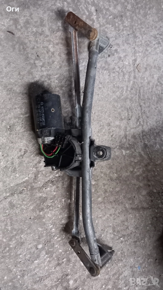 Механизъм за чистачки с моторче за Голф4,Бора и Ауди А3 0 390 241 137 / 1J1 955 113 A, снимка 1