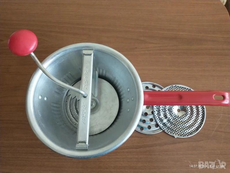 Френска преса за зеленчуци „PASSE RAPIDE“ – неръждаема стомана, отлично състояние, снимка 1