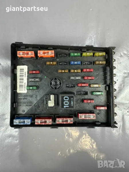 FUSE BOX Бушонно Табло за VW PASSAT B6 3C0937125, снимка 1