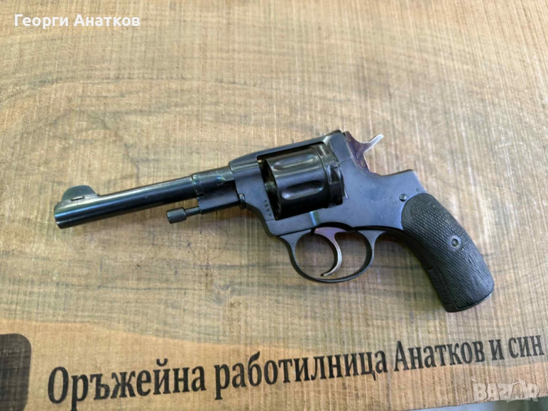 Револвер нагант година 1927, снимка 1