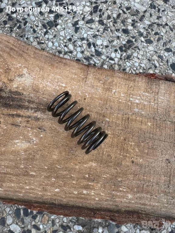 Пружина за клапан за двигател на Мерцедес Mercedes 2.2Cdi 651 само за 5лв. броя, снимка 1