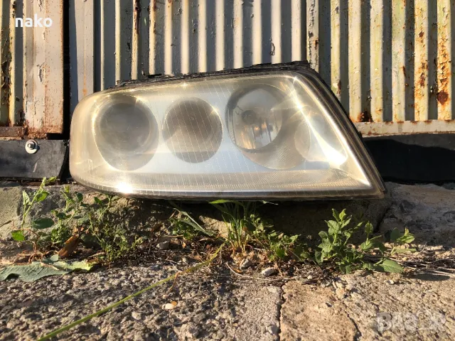 Десен фар за Пасат 5,5 2003 г.