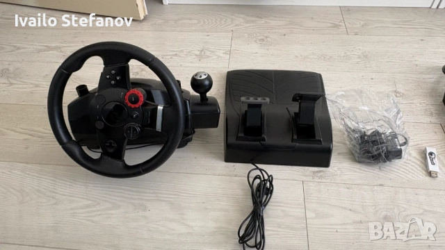 PS4 1 TB slim в комплелт с волан, два джойстика и игри, снимка 4 - PlayStation конзоли - 53606707