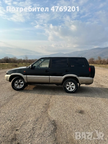 Nissan Terrano , снимка 6 - Автомобили и джипове - 53879083