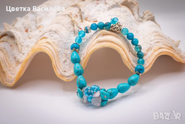 Гривна от полускъпжценни камъни, снимка 3 - Гривни - 53723548