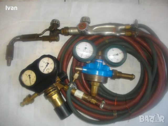 MESSER GRIESHEIM ОКСИЖЕН 44см РЕЗАК МАРКУЧИ 2Х7,4м РЕДУЦИР ВЕНТИЛИ АЦЕТИЛЕН-КИСЛОРОД ИСКРОГАСИТЕЛИ, снимка 3 - Други инструменти - 51109051