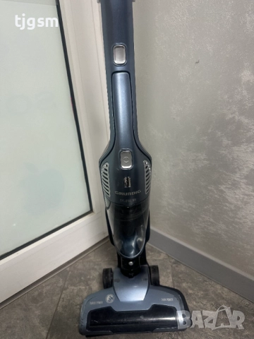 Вертикална прахосмукачка Grundig, снимка 2 - Прахосмукачки - 52975796