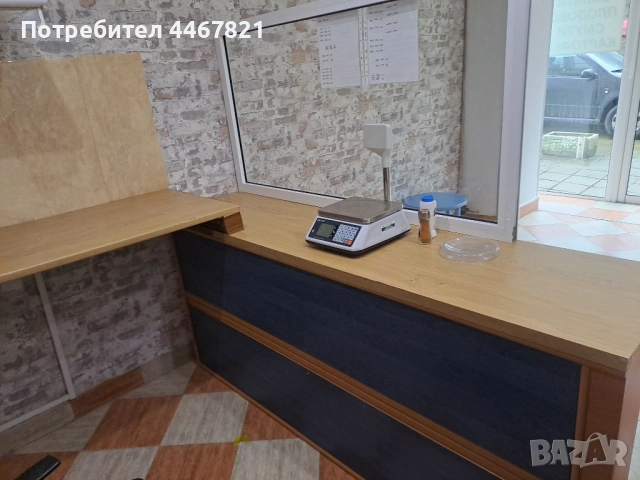 Продавам щанд с готварски дървен плот и витрина, снимка 3 - Друго търговско оборудване - 53508293