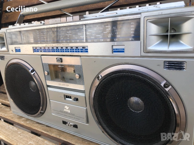 JVC RC M70-Работещ  функционално на всичко радиокасетофон!, снимка 3 - Радиокасетофони, транзистори - 53974667