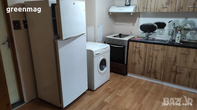 Продава Двустаен Апартамент 75кв, снимка 3 - Апартаменти - 51176832