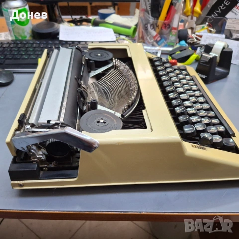 Пишешта машина Privileg 160-Germany, снимка 7 - Антикварни и старинни предмети - 53795672