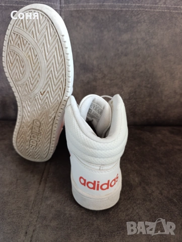 Дамски кецове Adidas, снимка 4 - Кецове - 53622247