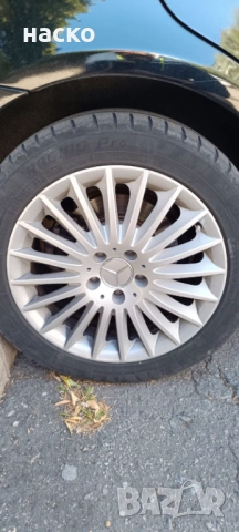 Продавам  оригинални лети джанти с гуми 17 цола за Мерцедес w212, снимка 2 - Гуми и джанти - 51958800