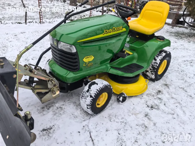 КАТО НОВА!! JOHN DEERE LT 180 KOHLER 23 к. с. ТРАКТОРНА КОСАЧКА ТРАКТОР , снимка 1 - Градинска техника - 49411754