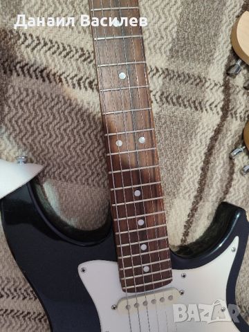 Електрическа китара Behringer El Toro , снимка 4 - Китари - 46419656