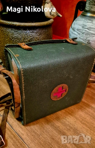 Над 60 годишна,кожена ретро чанта, снимка 6 - Антикварни и старинни предмети - 54201732