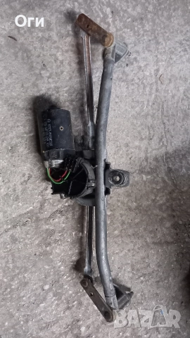 Механизъм за чистачки с моторче за Голф4,Бора и Ауди А3 0 390 241 137 / 1J1 955 113 A