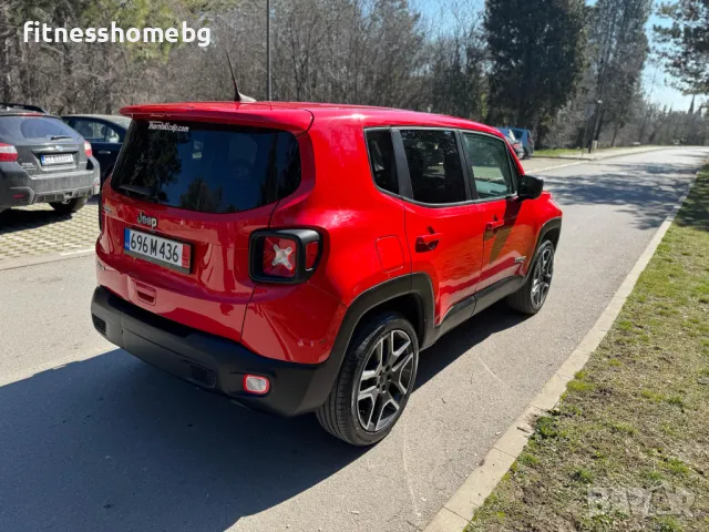 Jeep Renegade *JEEPSTER* BLIND SPOT* LANE ASSiST* CARPLAY*, снимка 4 - Автомобили и джипове - 49385627