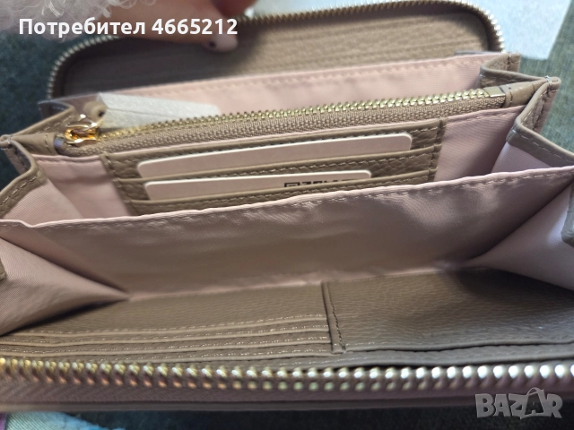 Кожено портмоне Coccinelle, снимка 3 - Портфейли, портмонета - 52602779