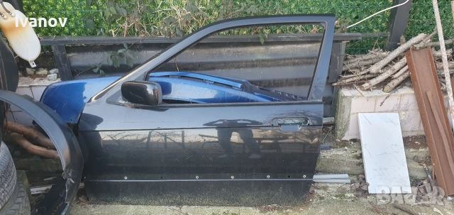 Лява врата за бмв е36 компакт nредна Лява шофьорска врата bmw e36 compact , снимка 2 - Части - 53150656