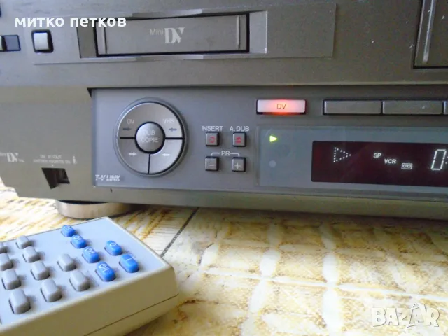 mini DV-S-VHS JVC sr-vs20e, снимка 6 - Плейъри, домашно кино, прожектори - 47046582